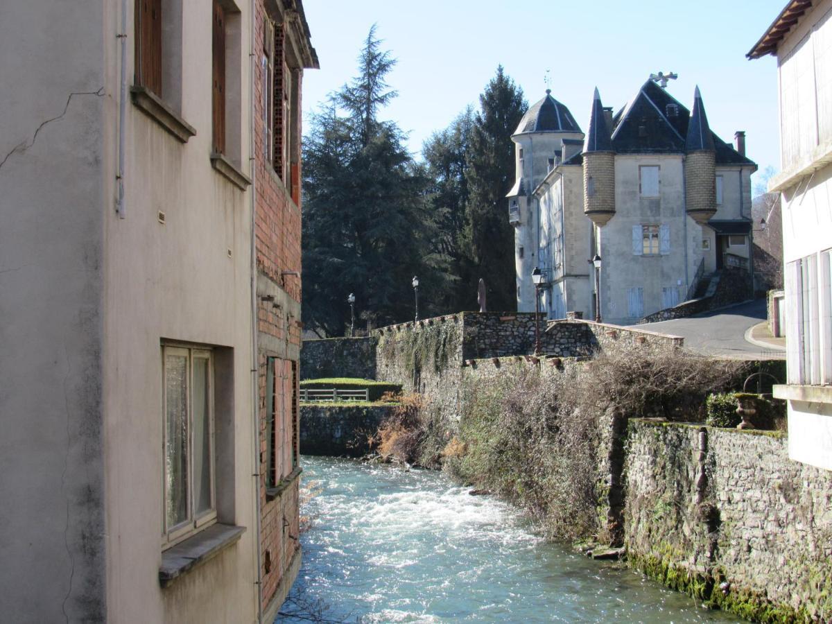 Les Deux Rives Bed and Breakfast Cierp Exteriör bild