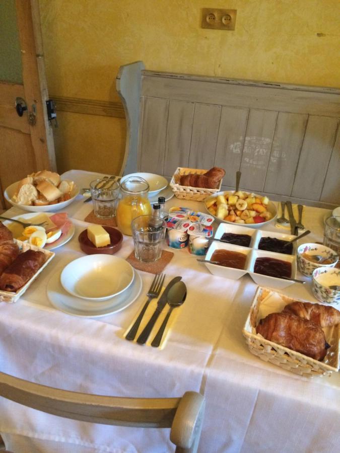 Les Deux Rives Bed and Breakfast Cierp Exteriör bild