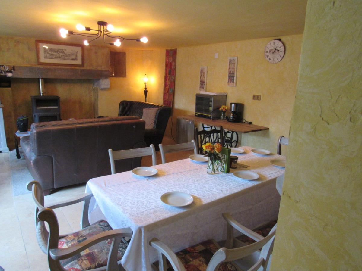 Les Deux Rives Bed and Breakfast Cierp Exteriör bild