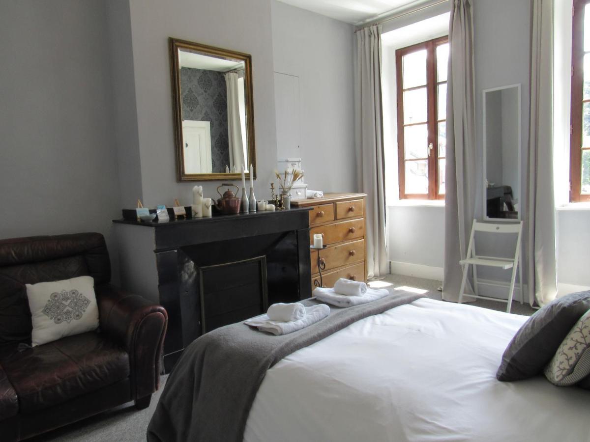 Les Deux Rives Bed and Breakfast Cierp Exteriör bild