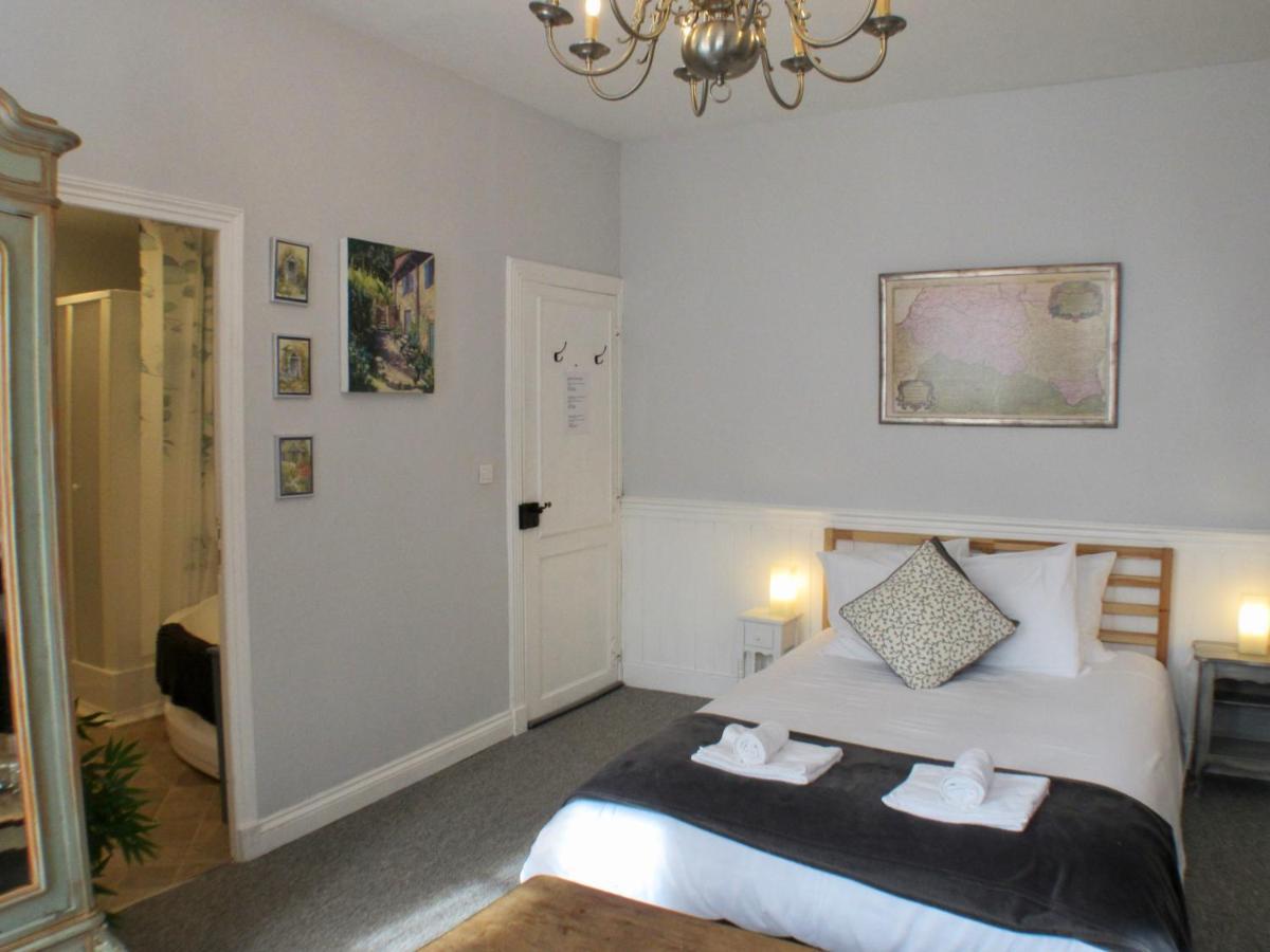 Les Deux Rives Bed and Breakfast Cierp Exteriör bild
